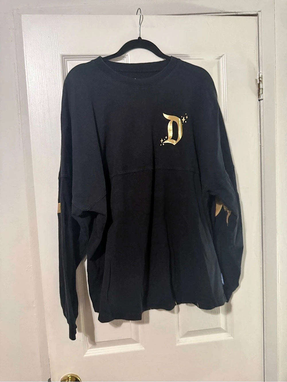 Disney Disneyland Resort Black and Gold Spirit Jersey & Gold Spirit Jersey XL